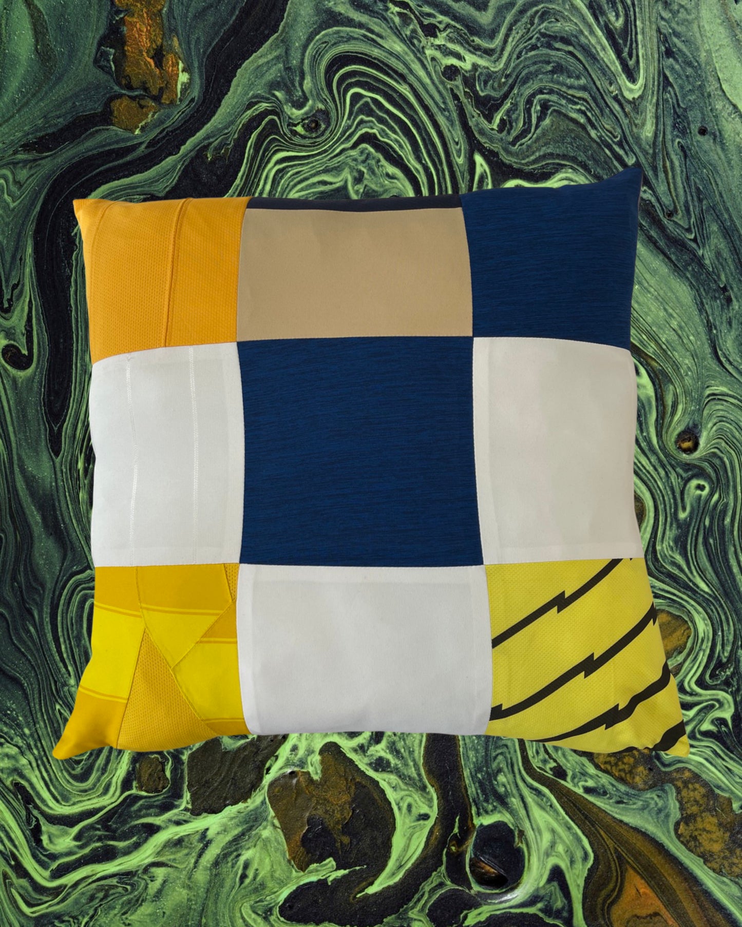 New Yorkshire Cushion - Medium
